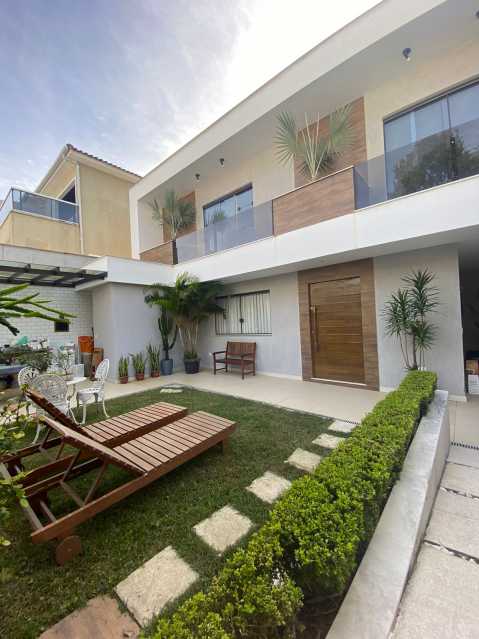 Casa de Condomínio à venda com 3 quartos, 100m² - Foto 1