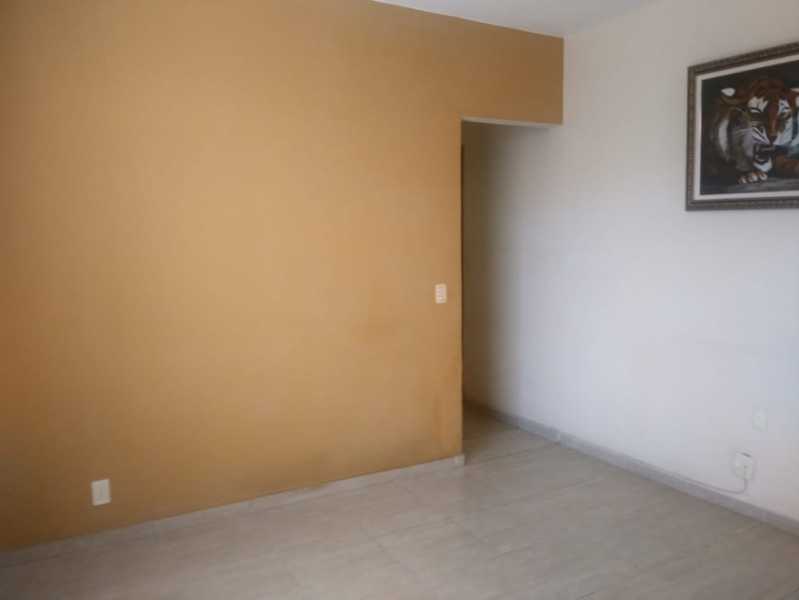 Apartamento à venda com 3 quartos, 81m² - Foto 3