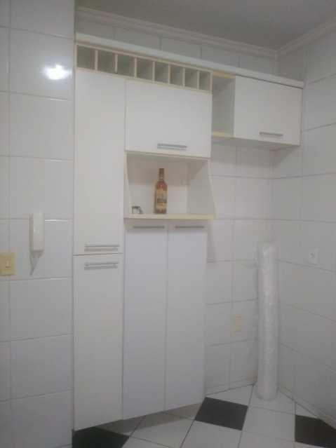 Apartamento à venda com 3 quartos, 81m² - Foto 12