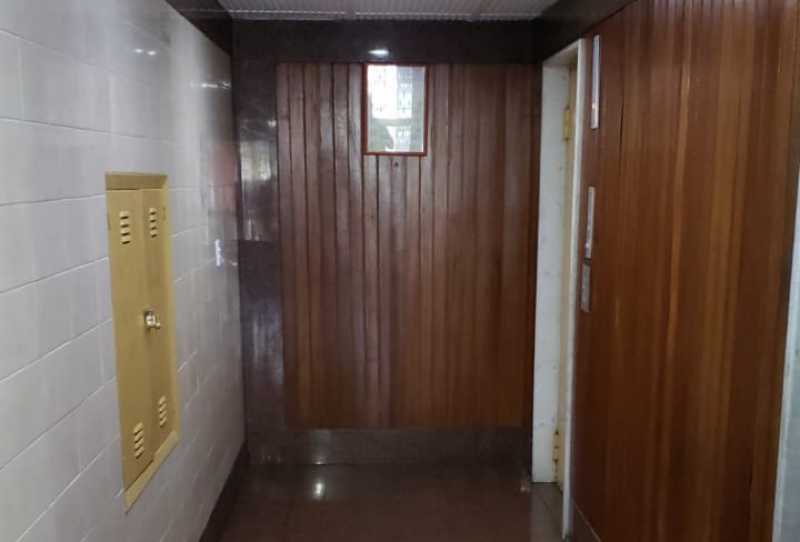 Apartamento à venda com 2 quartos, 104m² - Foto 14