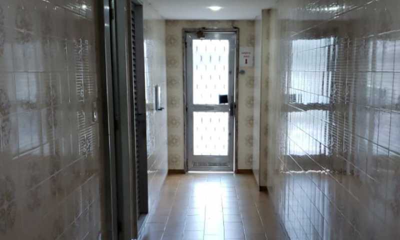 Apartamento à venda com 2 quartos, 104m² - Foto 19