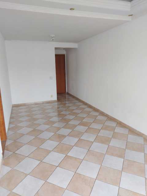 Apartamento à venda com 2 quartos, 62m² - Foto 5