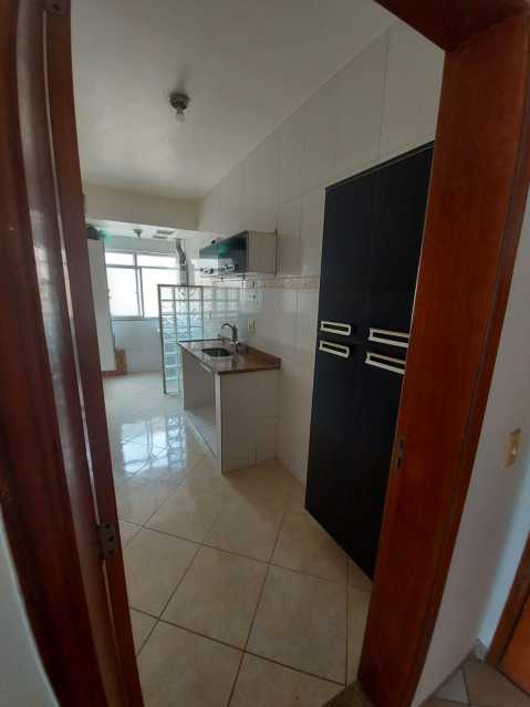 Apartamento à venda com 2 quartos, 62m² - Foto 14