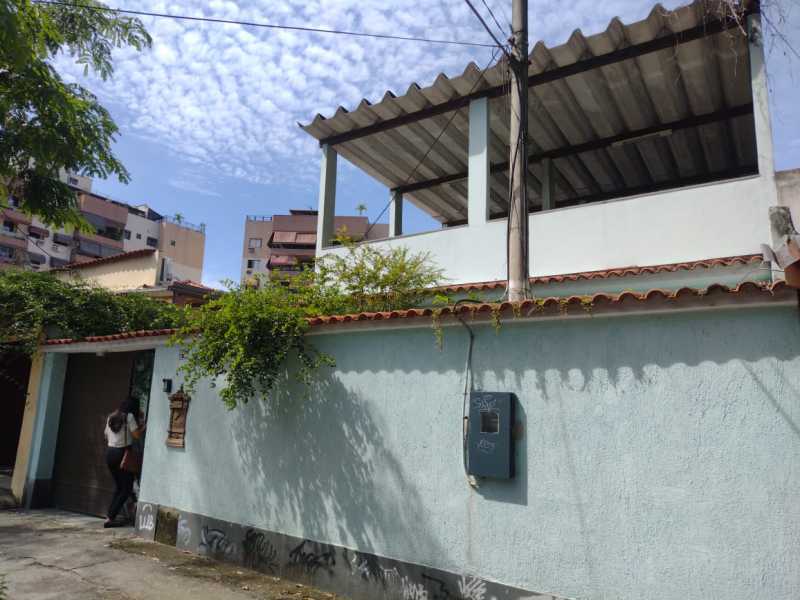 Casa Comercial à venda com 3 quartos, 201m² - Foto 1