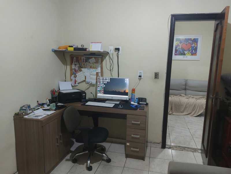 Casa Comercial à venda com 3 quartos, 201m² - Foto 6