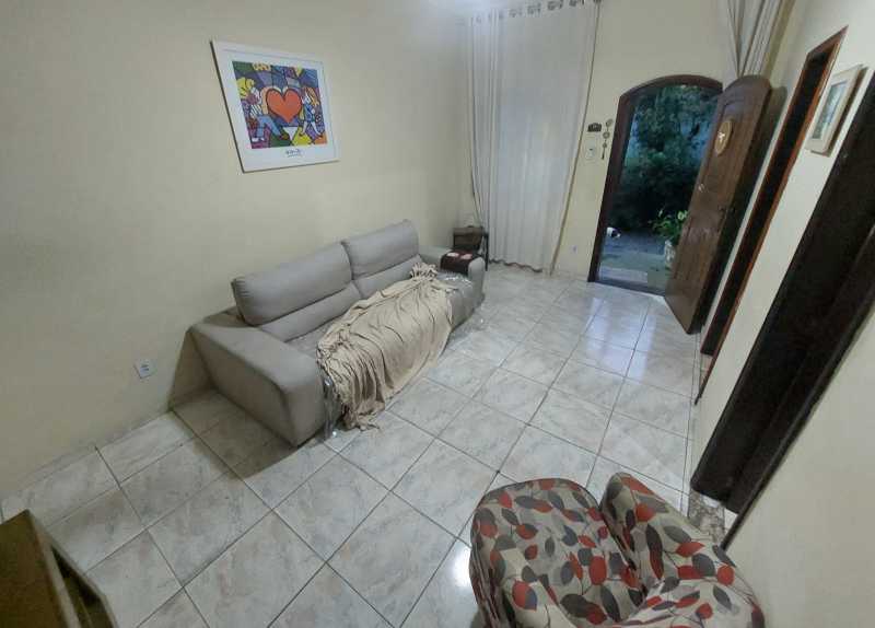 Casa Comercial à venda com 3 quartos, 201m² - Foto 8