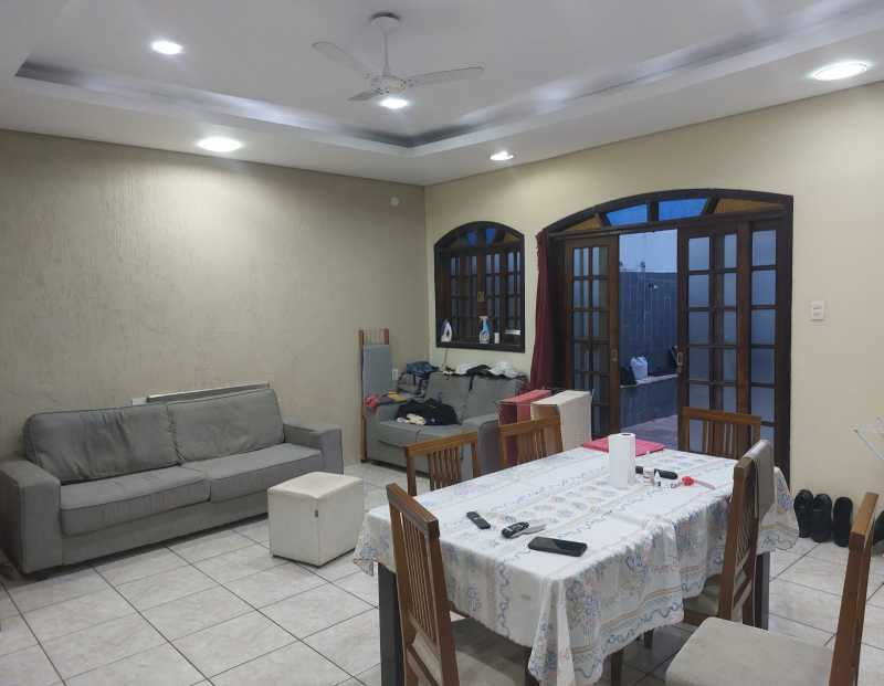 Casa Comercial à venda com 3 quartos, 201m² - Foto 10