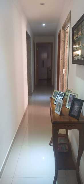 Casa de Condomínio à venda com 5 quartos, 240m² - Foto 15