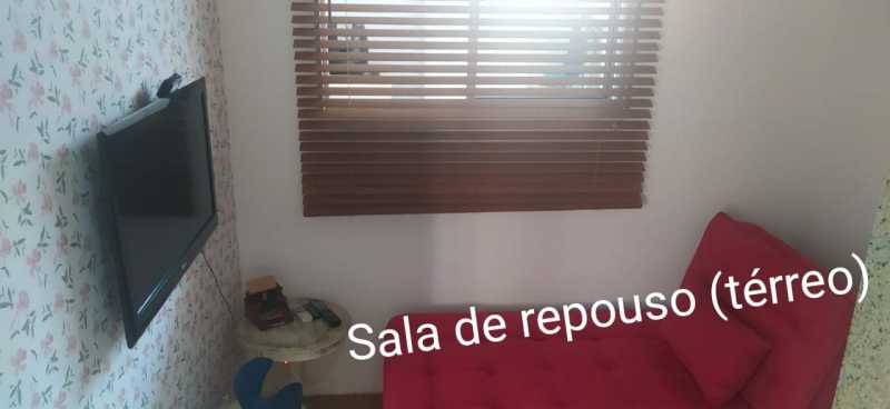 Casa de Condomínio à venda com 5 quartos, 240m² - Foto 16