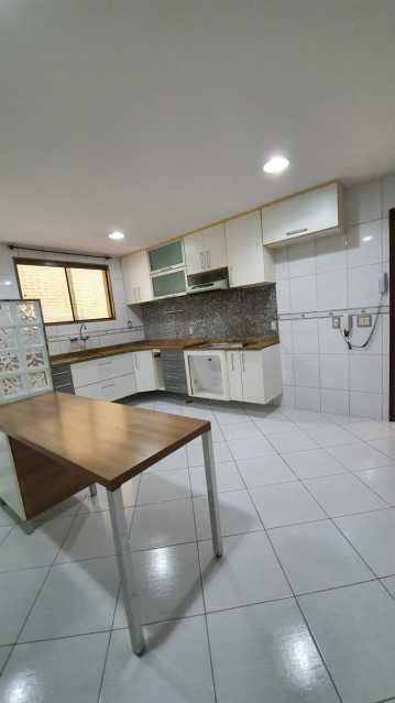 Casa de Condomínio à venda com 3 quartos, 174m² - Foto 8