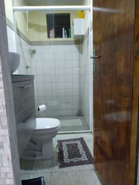 Casa de Vila à venda com 1 quarto, 80m² - Foto 17