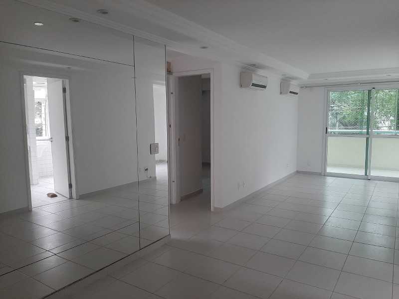 Apartamento à venda com 2 quartos, 90m² - Foto 6