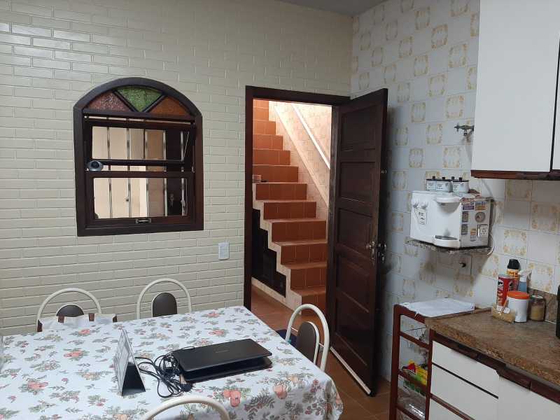 Casa à venda com 4 quartos, 310m² - Foto 10