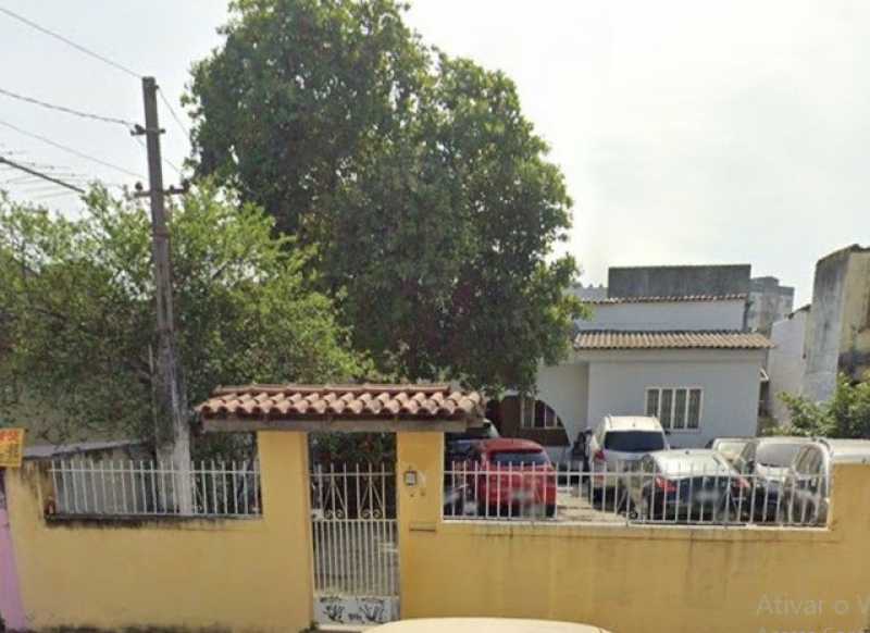 Casa à venda com 4 quartos, 99m² - Foto 2