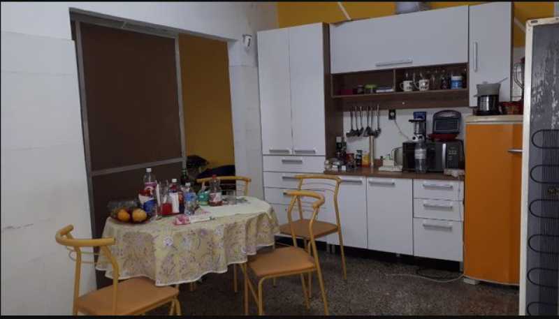 Casa à venda com 4 quartos, 99m² - Foto 11