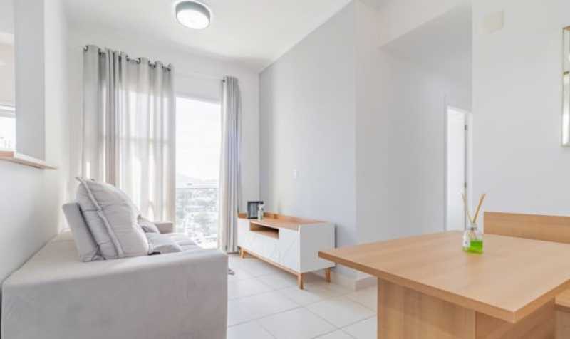 Apartamento à venda com 2 quartos, 56m² - Foto 2