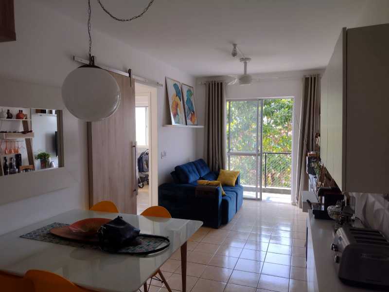 Apartamento à venda com 2 quartos, 63m² - Foto 1