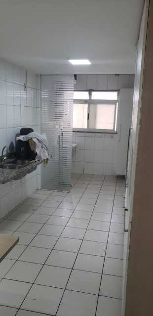 Apartamento à venda com 4 quartos, 104m² - Foto 6