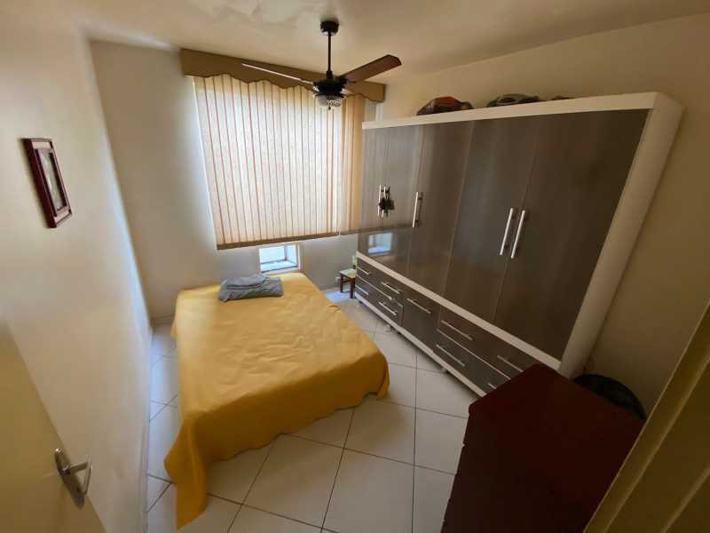 Apartamento à venda com 2 quartos, 75m² - Foto 1