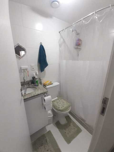 Apartamento à venda com 2 quartos, 60m² - Foto 9