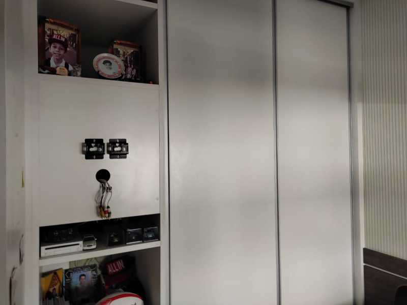 Apartamento à venda com 3 quartos, 82m² - Foto 9