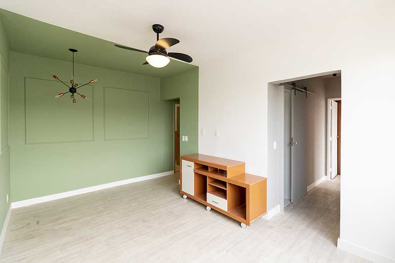 Apartamento à venda com 2 quartos, 70m² - Foto 12