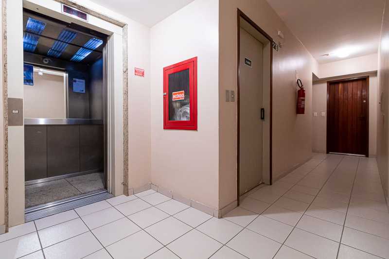 Apartamento à venda com 2 quartos, 88m² - Foto 4