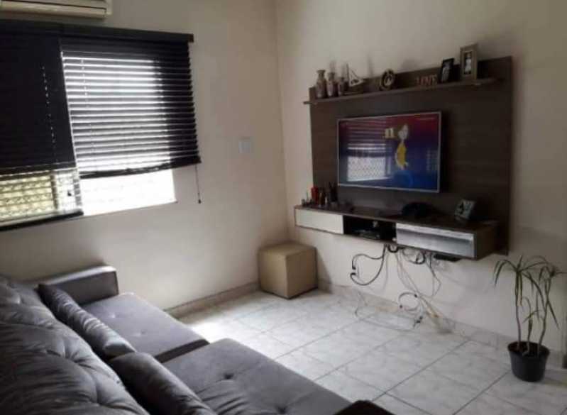 Apartamento à venda com 2 quartos, 68m² - Foto 4