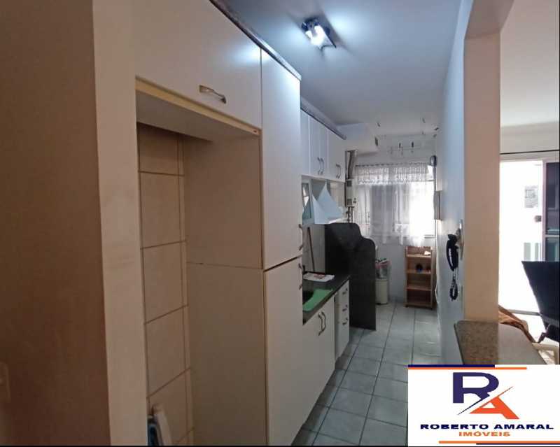 Apartamento à venda com 2 quartos, 61m² - Foto 9