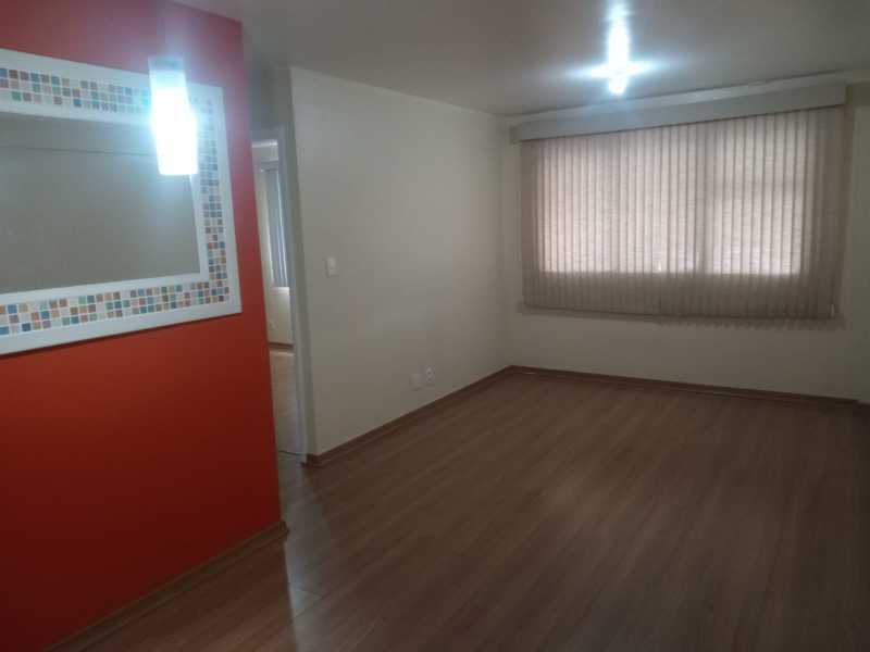 Apartamento à venda com 2 quartos, 55m² - Foto 2