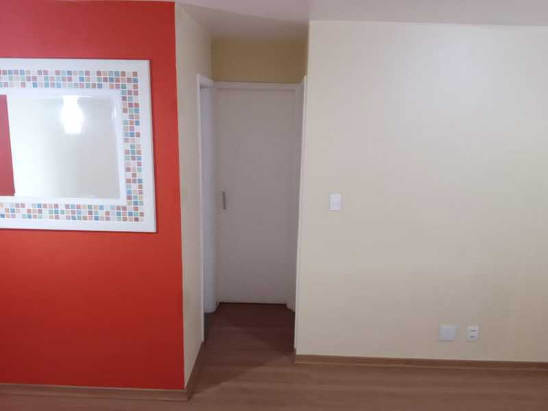 Apartamento à venda com 2 quartos, 55m² - Foto 3