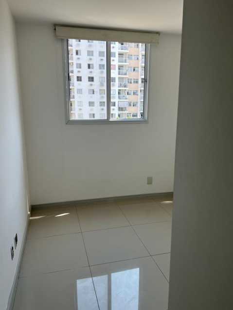 Apartamento à venda com 2 quartos, 60m² - Foto 3