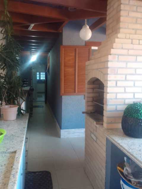 Casa de Condomínio à venda com 3 quartos, 360m² - Foto 19