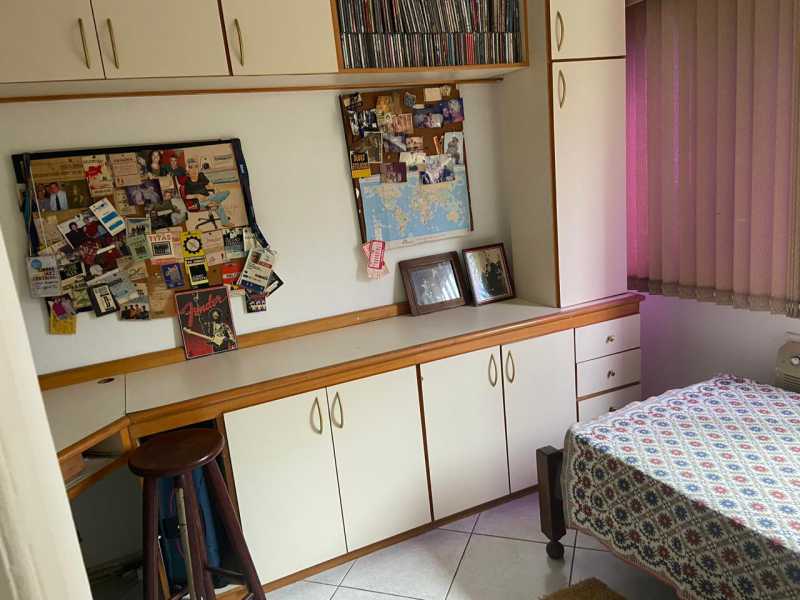 Apartamento à venda com 3 quartos, 110m² - Foto 12