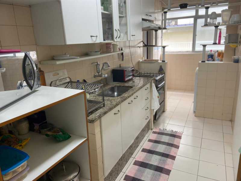 Apartamento à venda com 3 quartos, 110m² - Foto 15