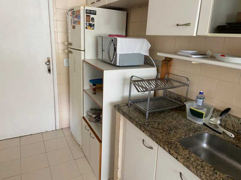 Apartamento à venda com 3 quartos, 110m² - Foto 14