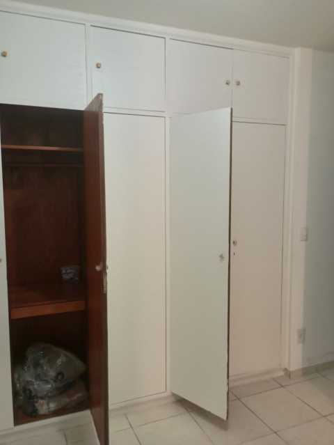 Apartamento à venda com 2 quartos, 62m² - Foto 7