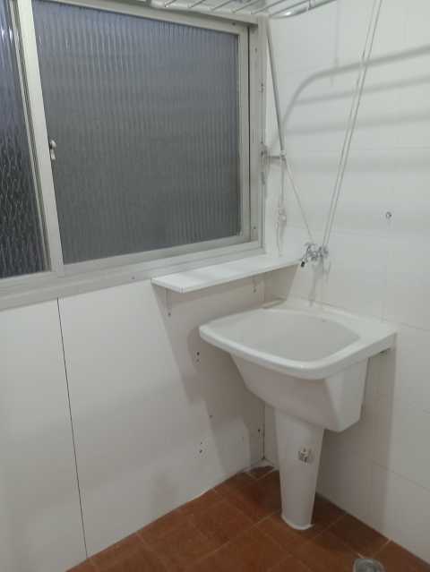 Apartamento à venda com 2 quartos, 62m² - Foto 11