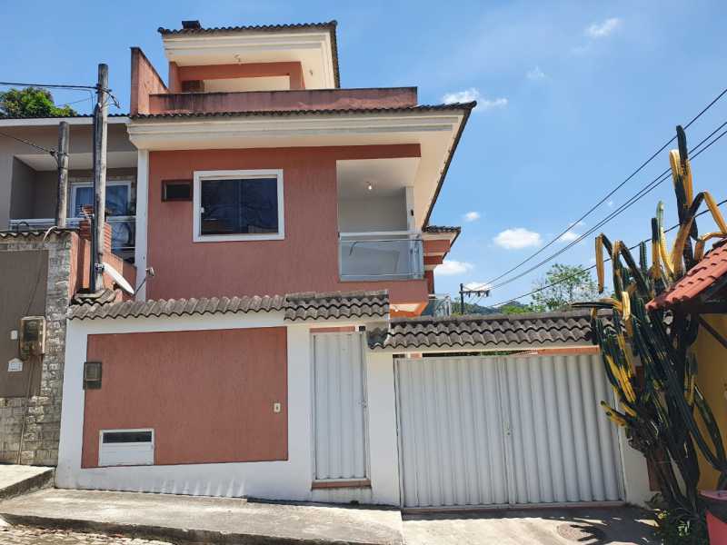 Casa de Condomínio à venda com 4 quartos, 230m² - Foto 24