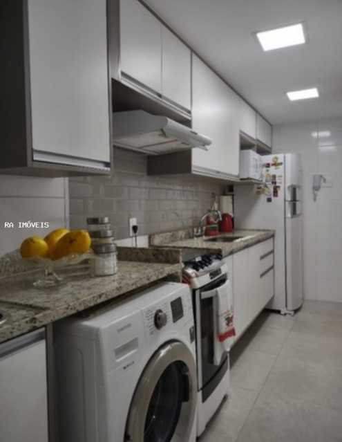 Apartamento à venda com 2 quartos, 68m² - Foto 5