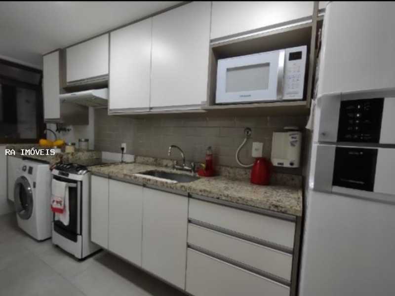 Apartamento à venda com 2 quartos, 68m² - Foto 6