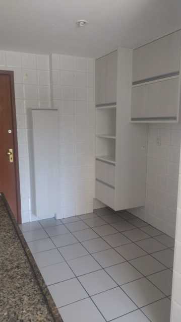 Apartamento à venda com 3 quartos, 84m² - Foto 19