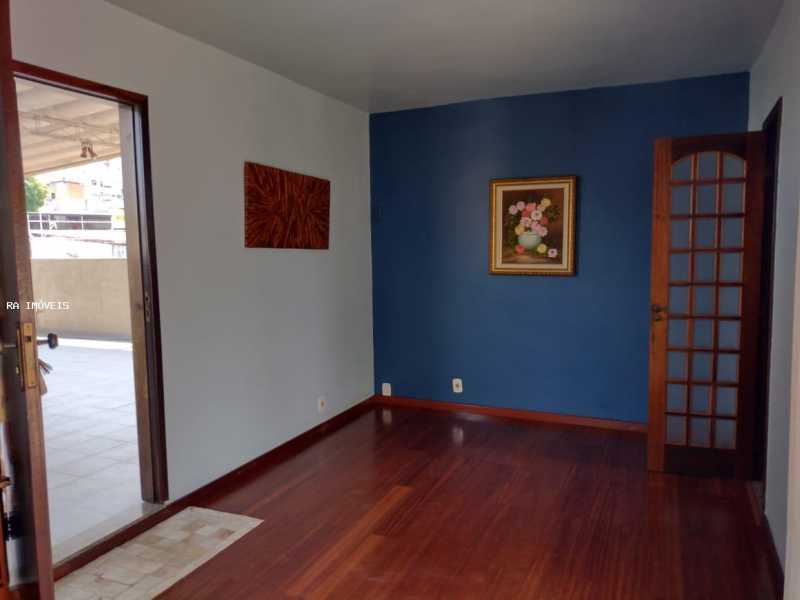 Casa à venda com 3 quartos, 130m² - Foto 2