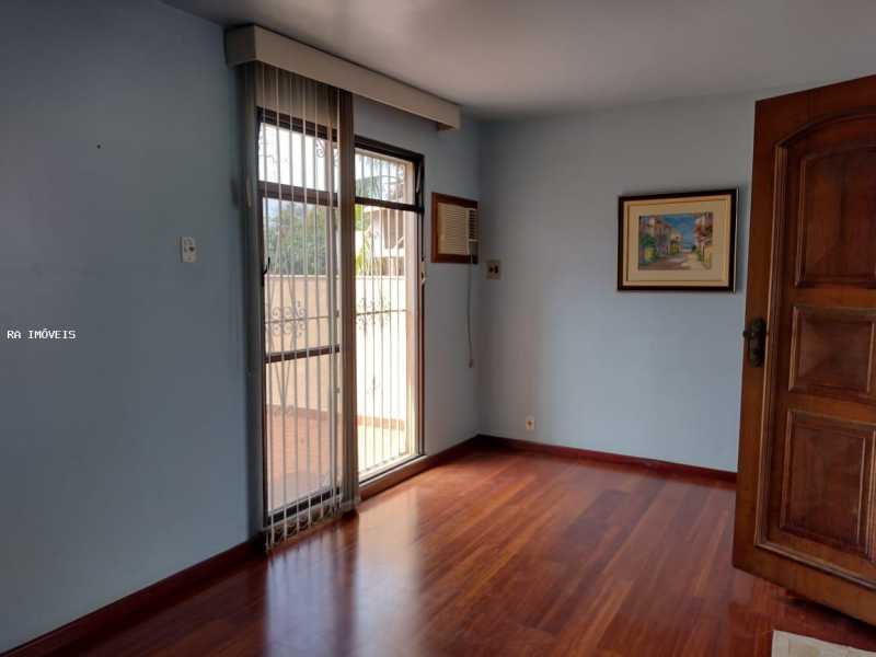 Casa à venda com 3 quartos, 130m² - Foto 8