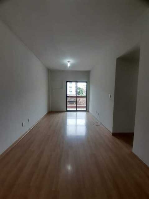 Apartamento à venda com 3 quartos, 102m² - Foto 7