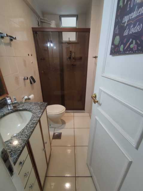 Apartamento à venda com 2 quartos, 62m² - Foto 24