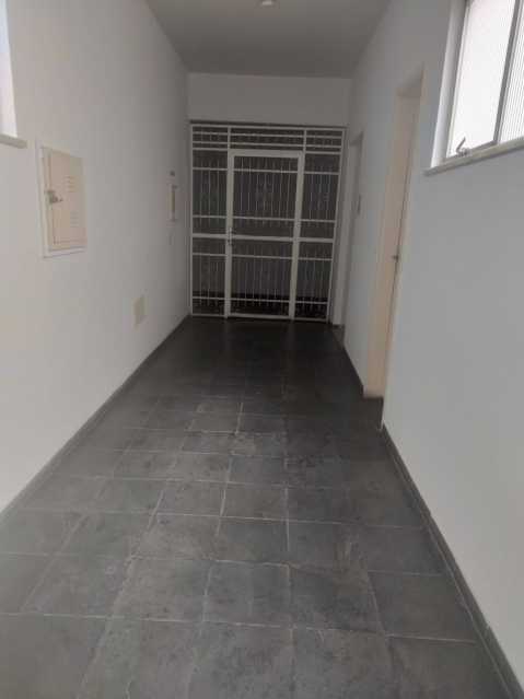 Apartamento à venda com 2 quartos, 62m² - Foto 27