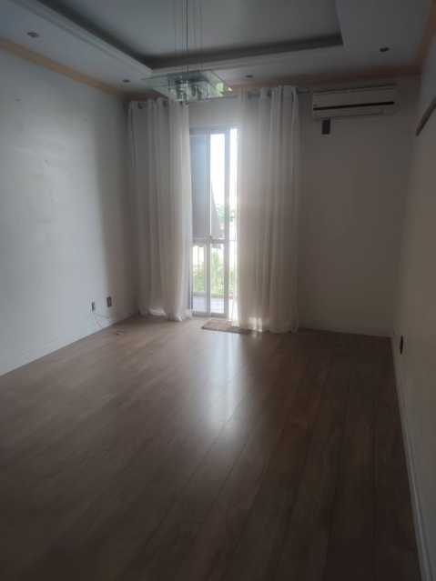 Apartamento à venda com 2 quartos, 62m² - Foto 10