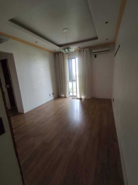 Apartamento à venda com 2 quartos, 62m² - Foto 11