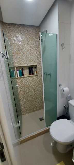 Apartamento à venda com 2 quartos, 58m² - Foto 16